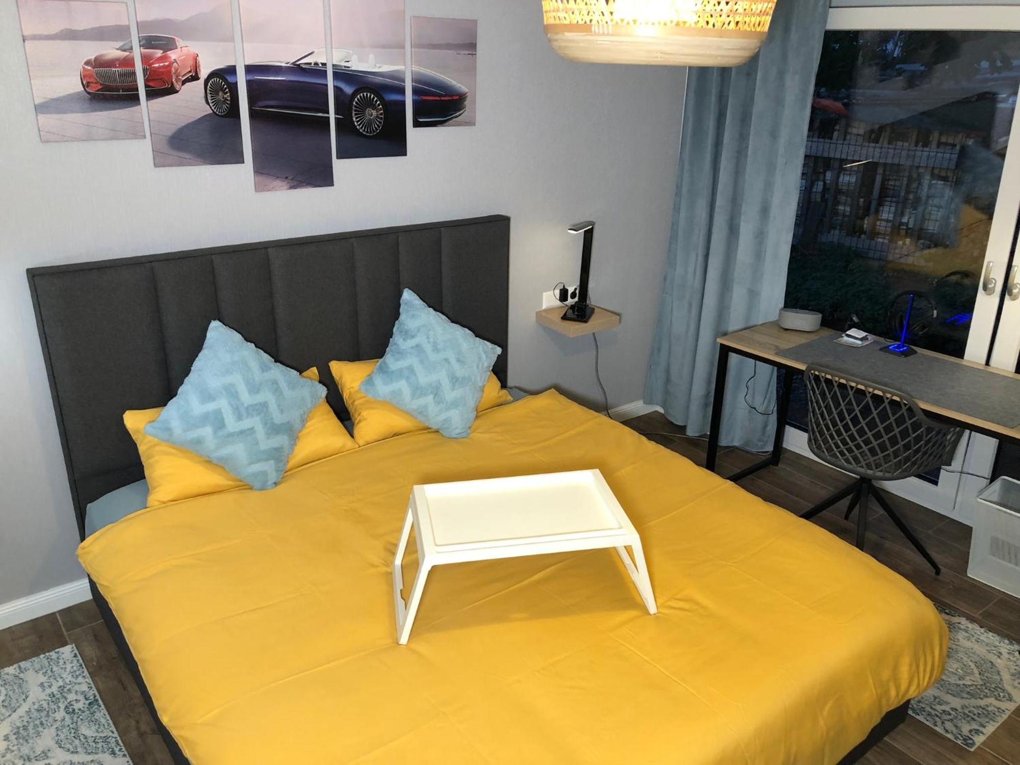 Stylisches Maybach Appartement Mit Terrasse Fuer 5 Personen, 5 Betten, Grosse Kochinsel, Homeoffice Mit 250Mbit Wlan Aidlingen Екстериор снимка