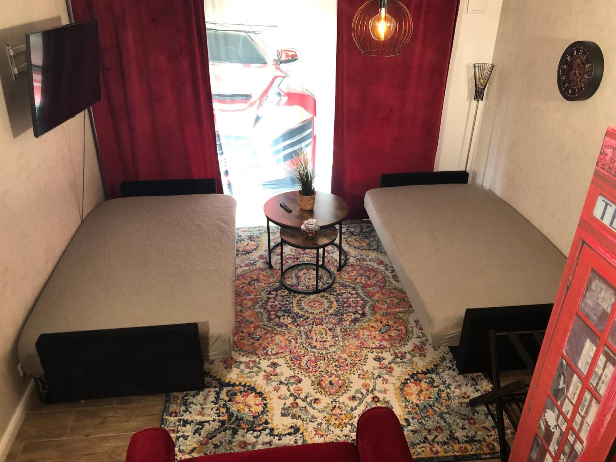 Stylisches Maybach Appartement Mit Terrasse Fuer 5 Personen, 5 Betten, Grosse Kochinsel, Homeoffice Mit 250Mbit Wlan Aidlingen Екстериор снимка